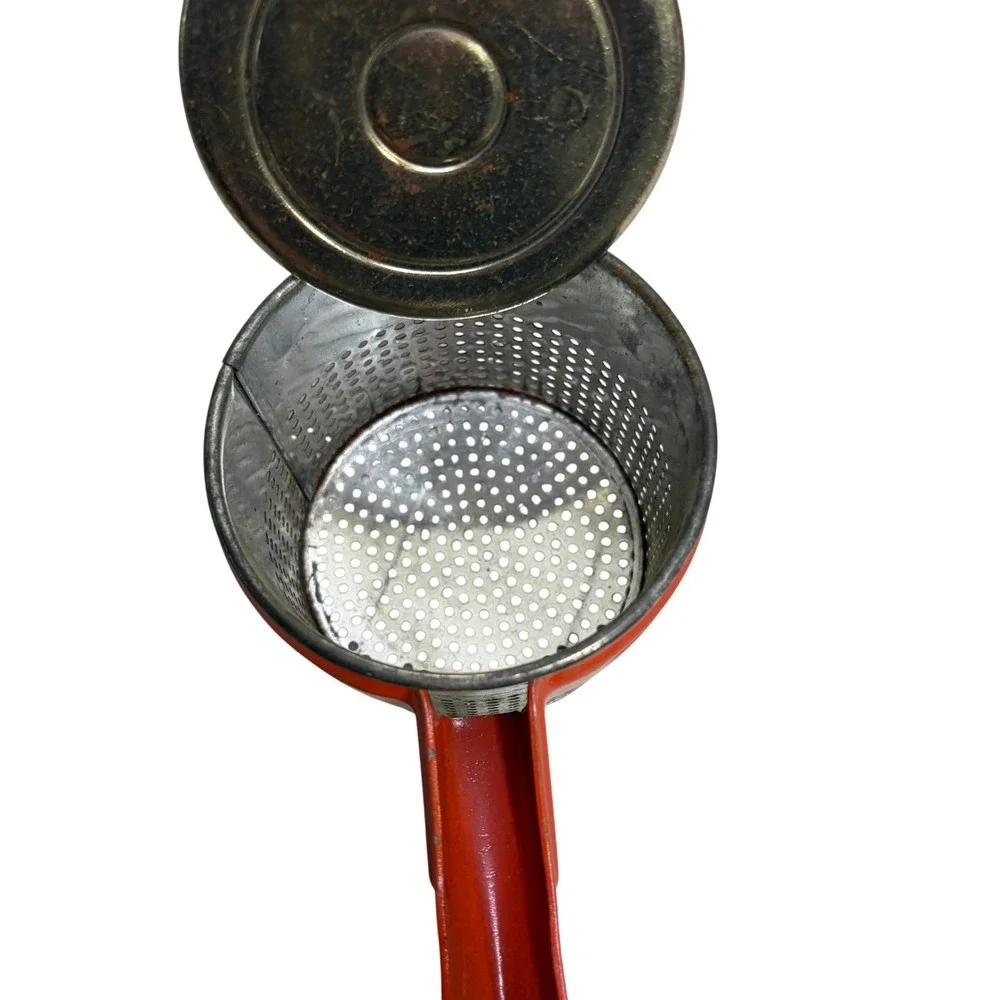 Vintage Red Metal Potato Ricer Manual‎ Food Press Masher Retro Kitchen Tool